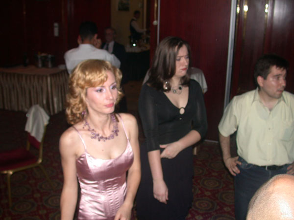 irina, raluca, grigore.JPG